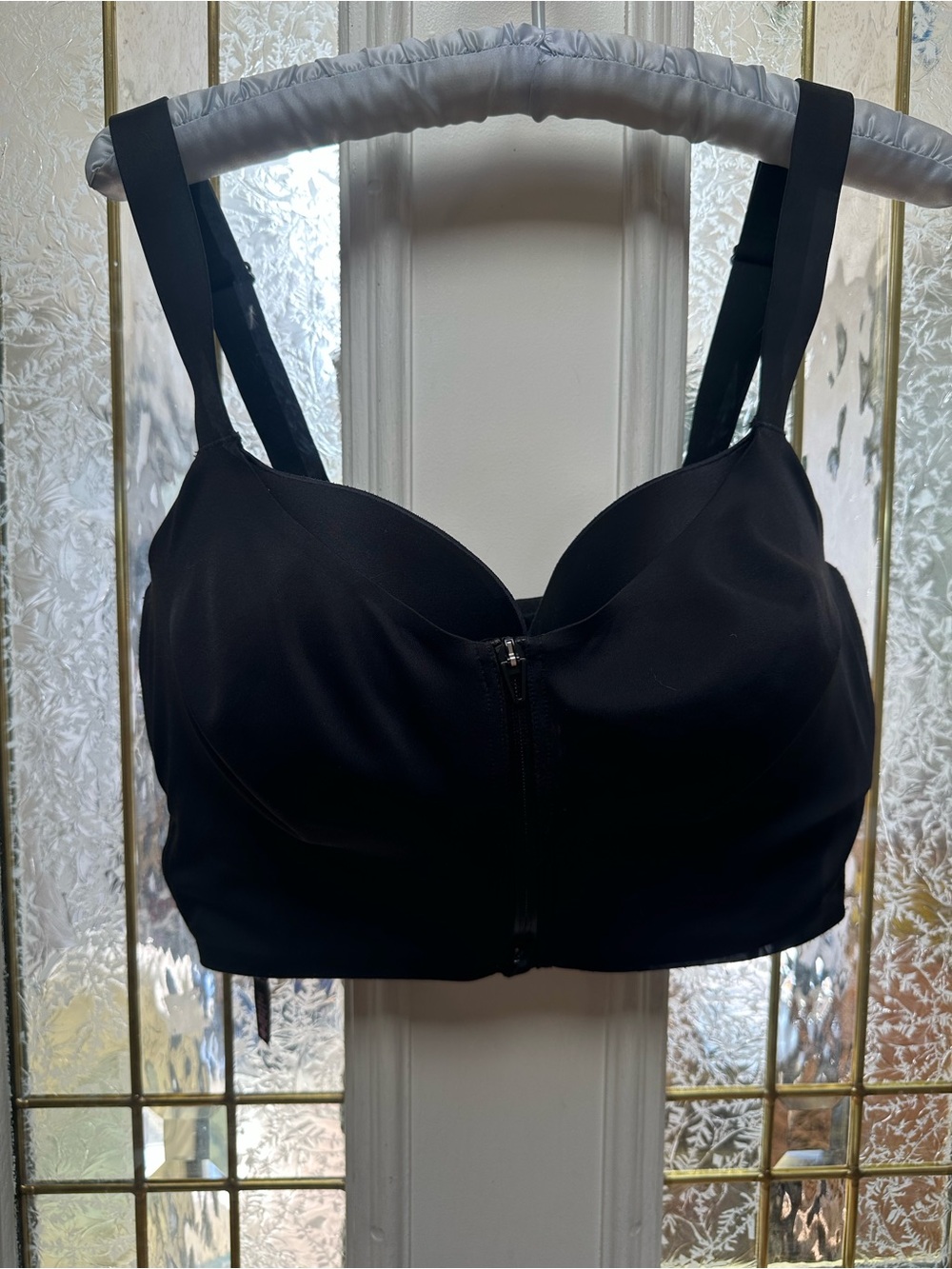 Victoria's Secret Black Front-Zip Support Bra